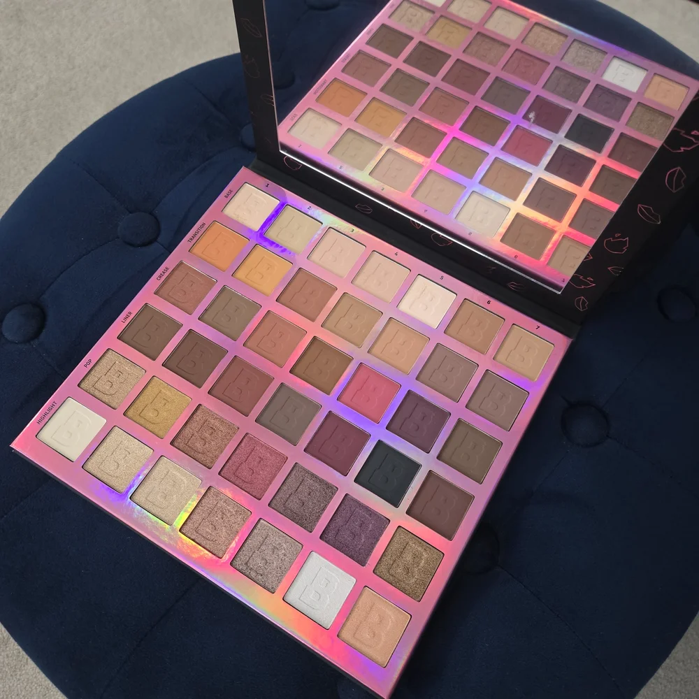 Beauty Bay Eyeshadow Palette 42 Colours - Picture 1 of 9